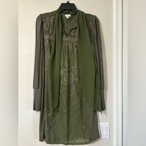 Very pretty mossy green embroidered long sleeve dress. V neck with tie bow.